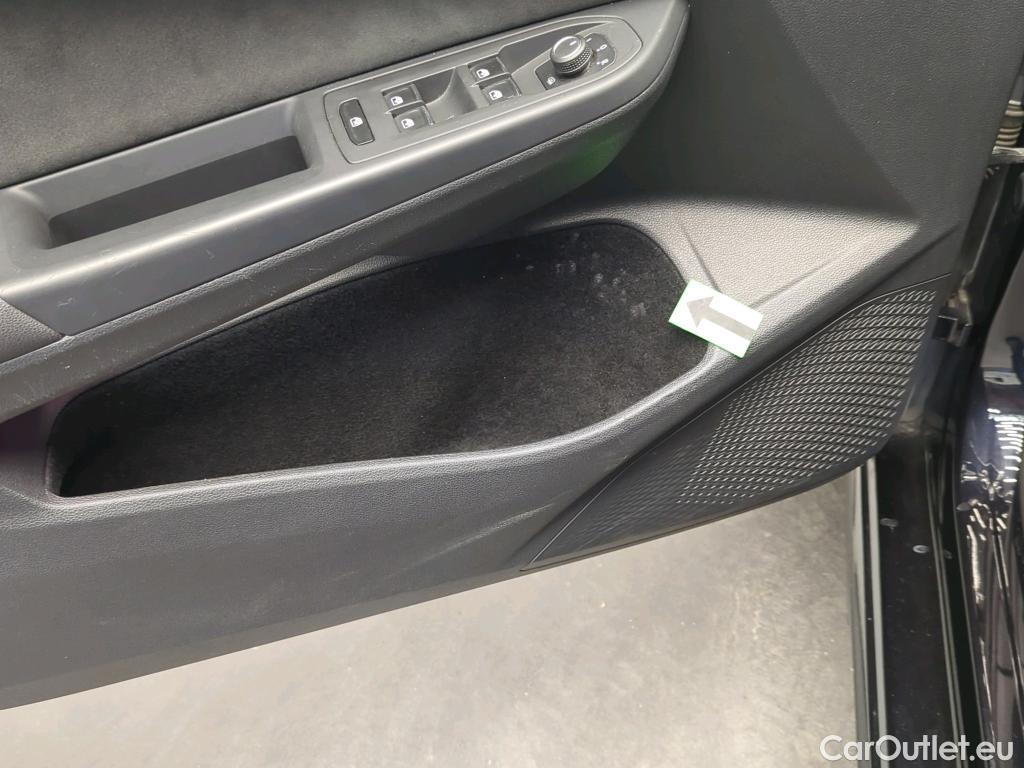  Volkswagen  Golf  Style 2.0 TDI DSG 150CP #5