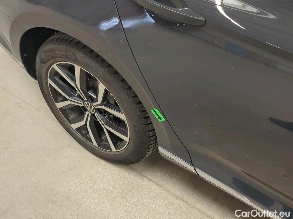  Volkswagen  Passat Highline 2.0 TDI DSG 150 CP #4