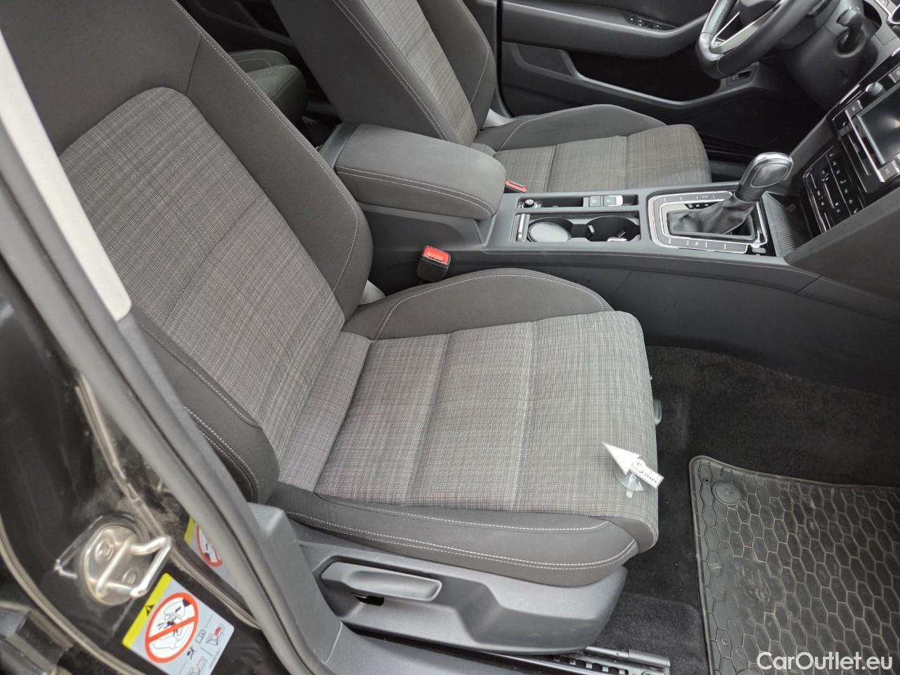  Volkswagen  Passat Comfortline 2.0 TDI DSG 150 CP #40