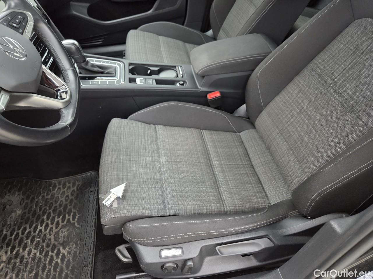  Volkswagen  Passat Comfortline 2.0 TDI DSG 150 CP #34
