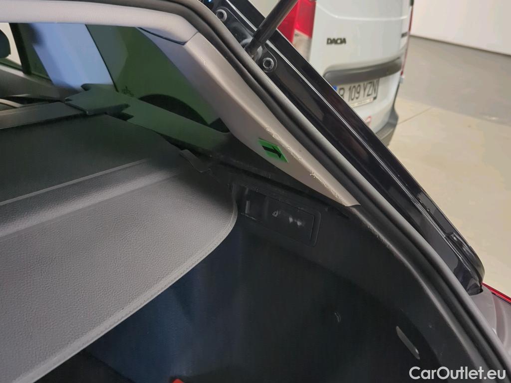  Volkswagen  Golf  Style 2.0 TDI DSG 150CP #21