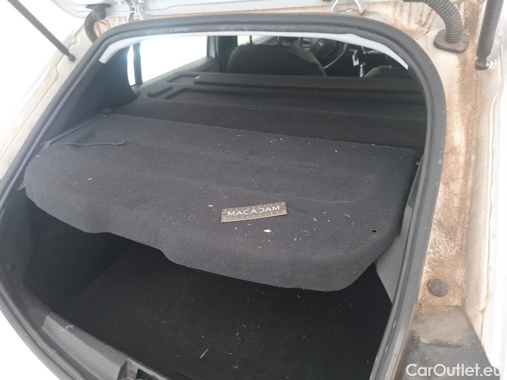  Peugeot  208  Premium 1.2 PureTech 75CV BVM5 E6d #41