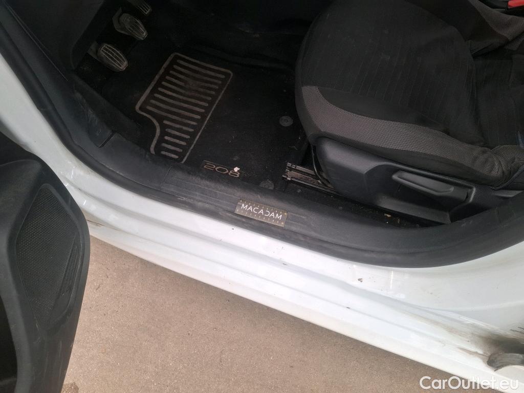  Peugeot  208  Premium 1.2 PureTech 75CV BVM5 E6d #34
