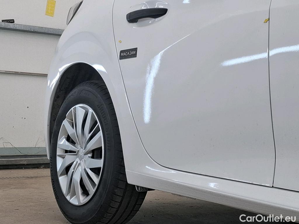  Peugeot  208  Premium 1.2 PureTech 75CV BVM5 E6d #14