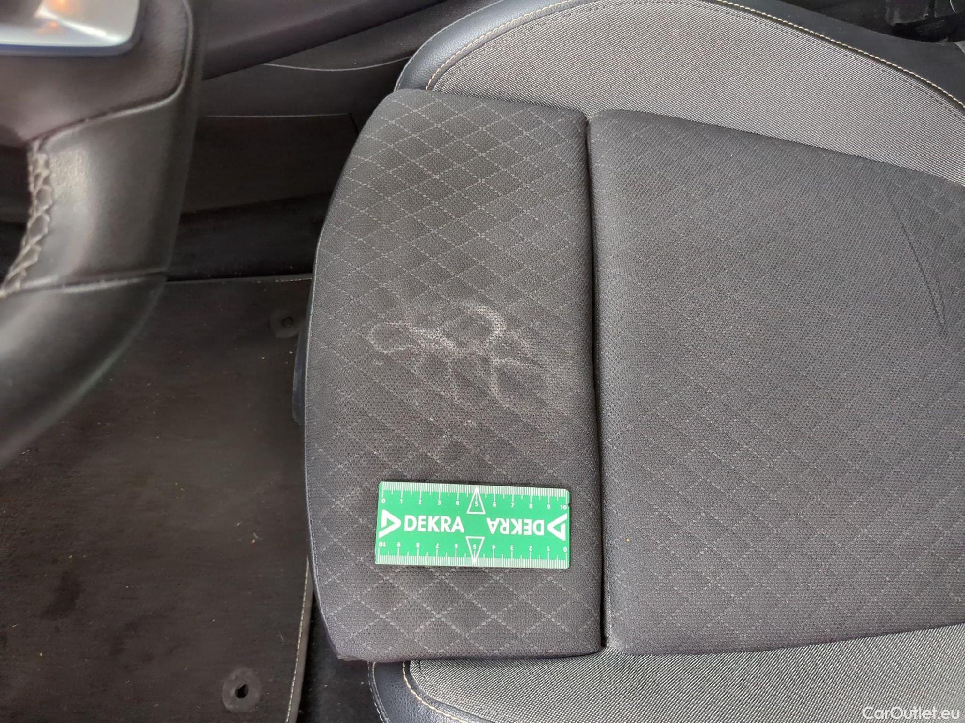  Opel   Grandland X Grandland X Elegance Business 1.5 130CV BVA8 E6d #5