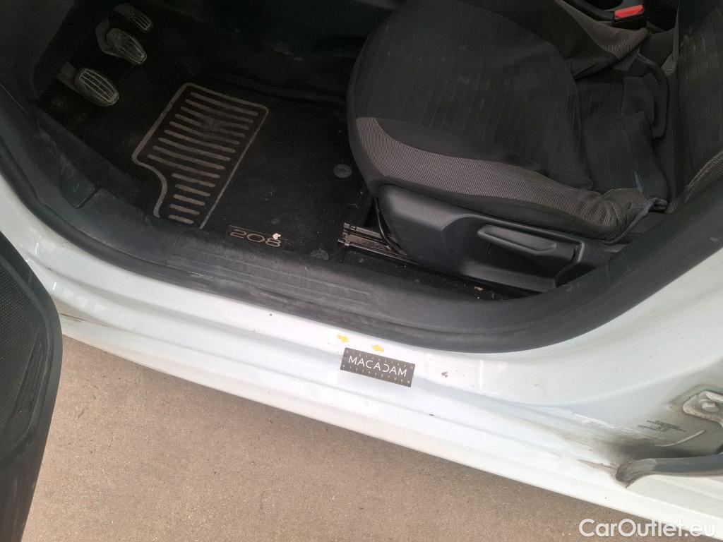  Peugeot  208  Premium 1.2 PureTech 75CV BVM5 E6d #45
