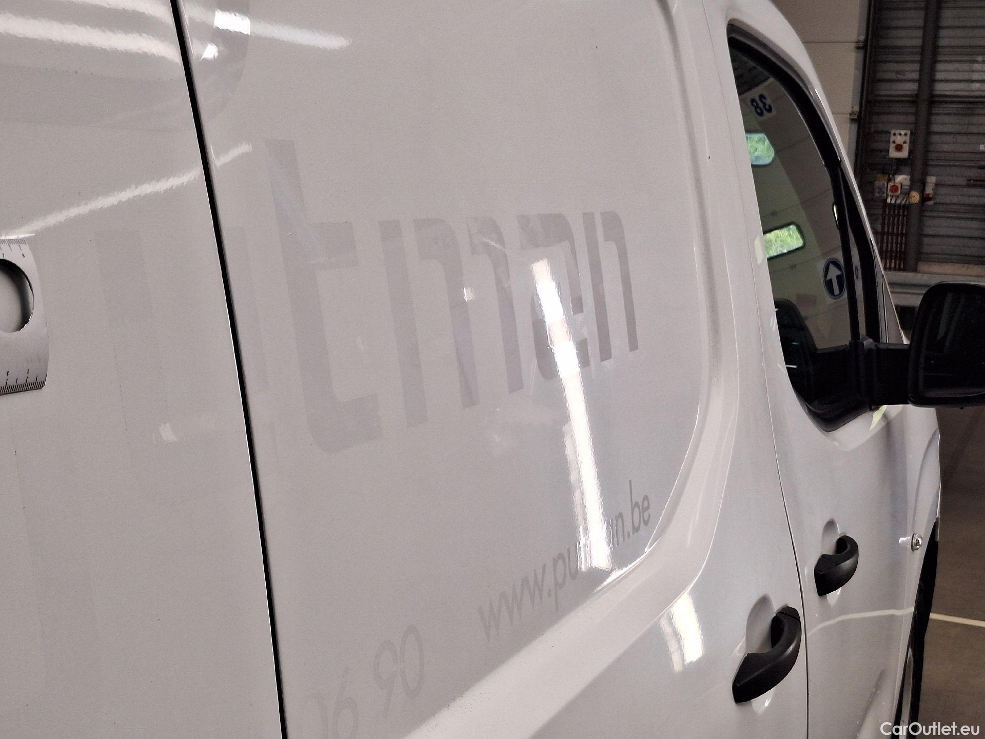  Peugeot  Partner Peugeot, _ '18, Peugeot  1.5 BHDi L1 Light 96kW s/s Aut. Pr #26