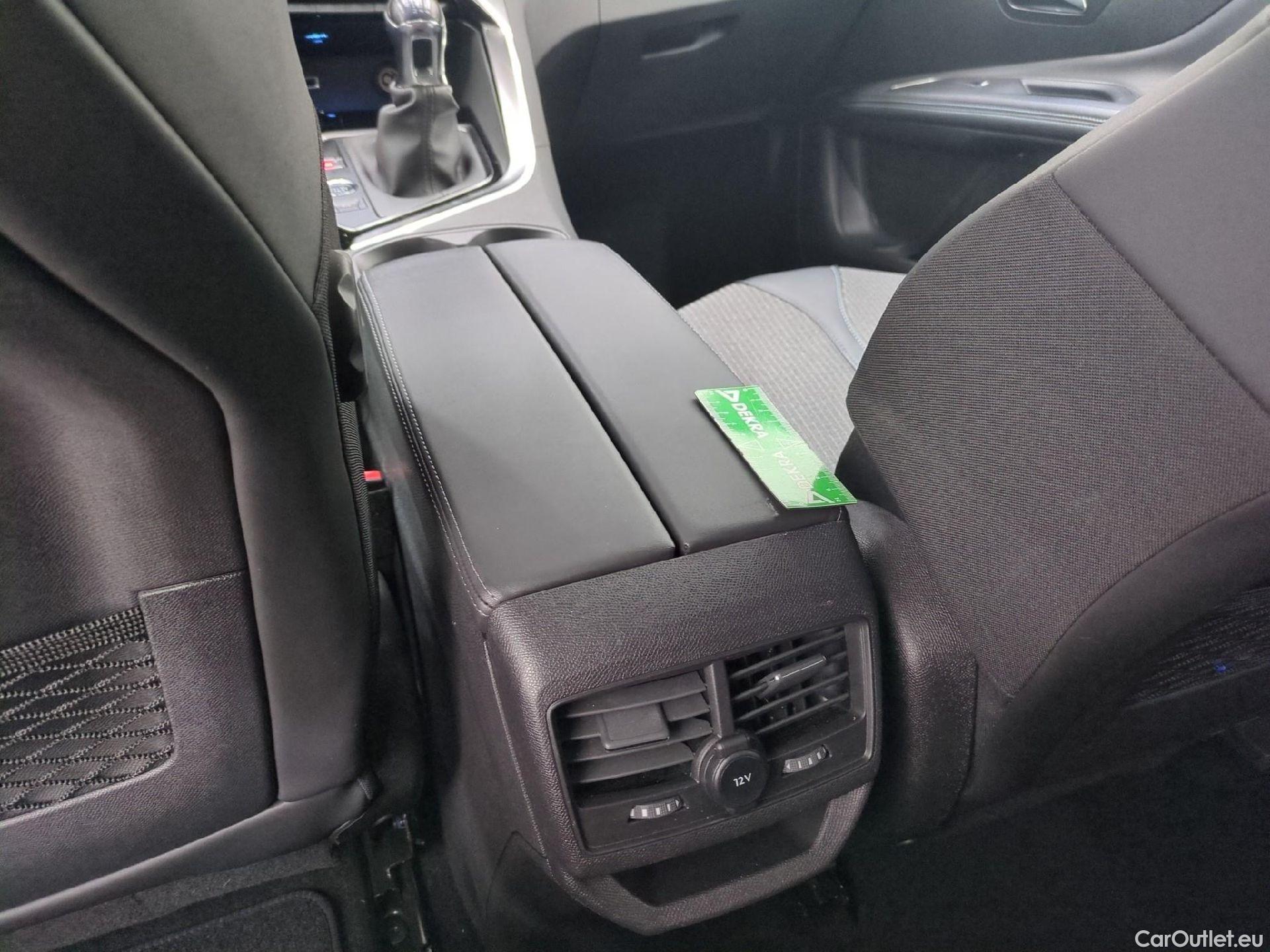  Peugeot  3008  II Allure Pack 1.2 PureTech 130CV BVM6 E6d #4