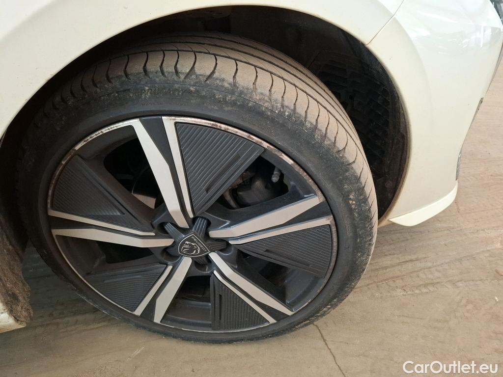  Peugeot  308  GT 1.2 PureTech 130CV BVA8 E6d #16