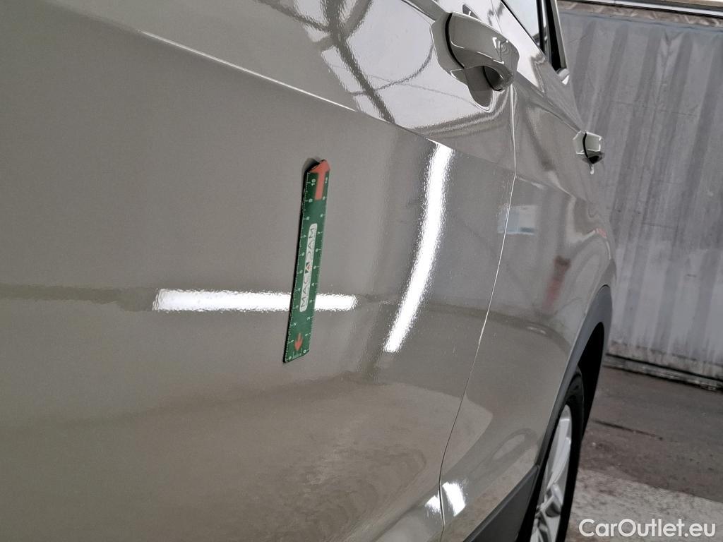  Volkswagen  T-CROSS VOLKSWAGEN  / 2018 / 5P / SUV 1.0 TSI 110ch Life Plus #9