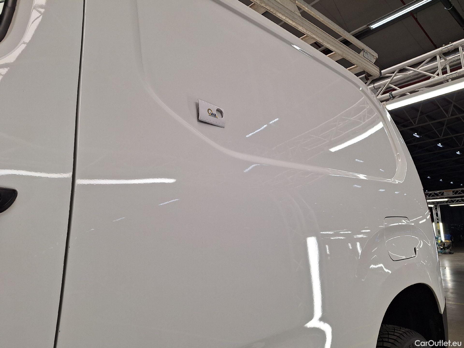  Peugeot  Partner Peugeot, _ '18, Peugeot  1.5 BHDi L1 Light 96kW s/s Aut. Pr #39