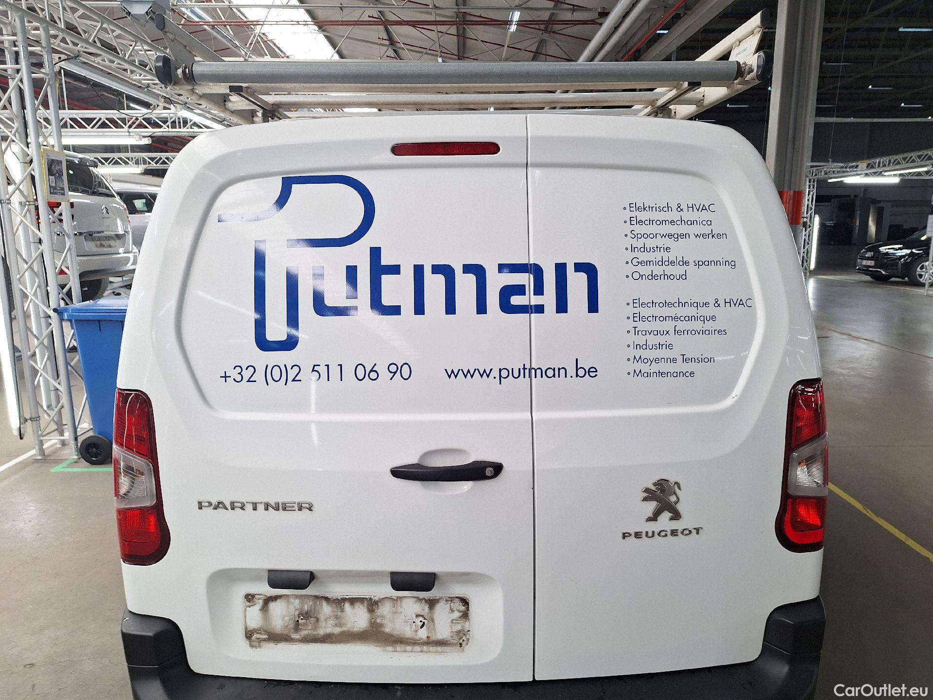  Peugeot  Partner Peugeot, _ '18, Peugeot  1.5 BHDi L1 Light 96kW s/s Aut. Pr #3