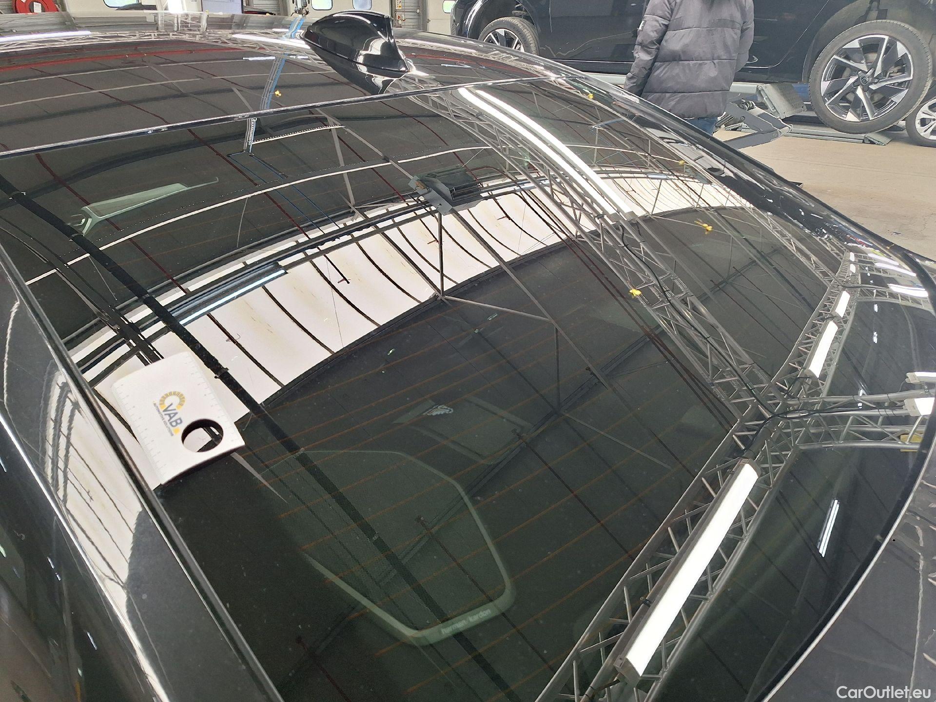  Bmw  Serie 3 BMW, 3-serie '18 PHEV, BMW 3 Reeks Berline 330e (215 kW) 4d #21
