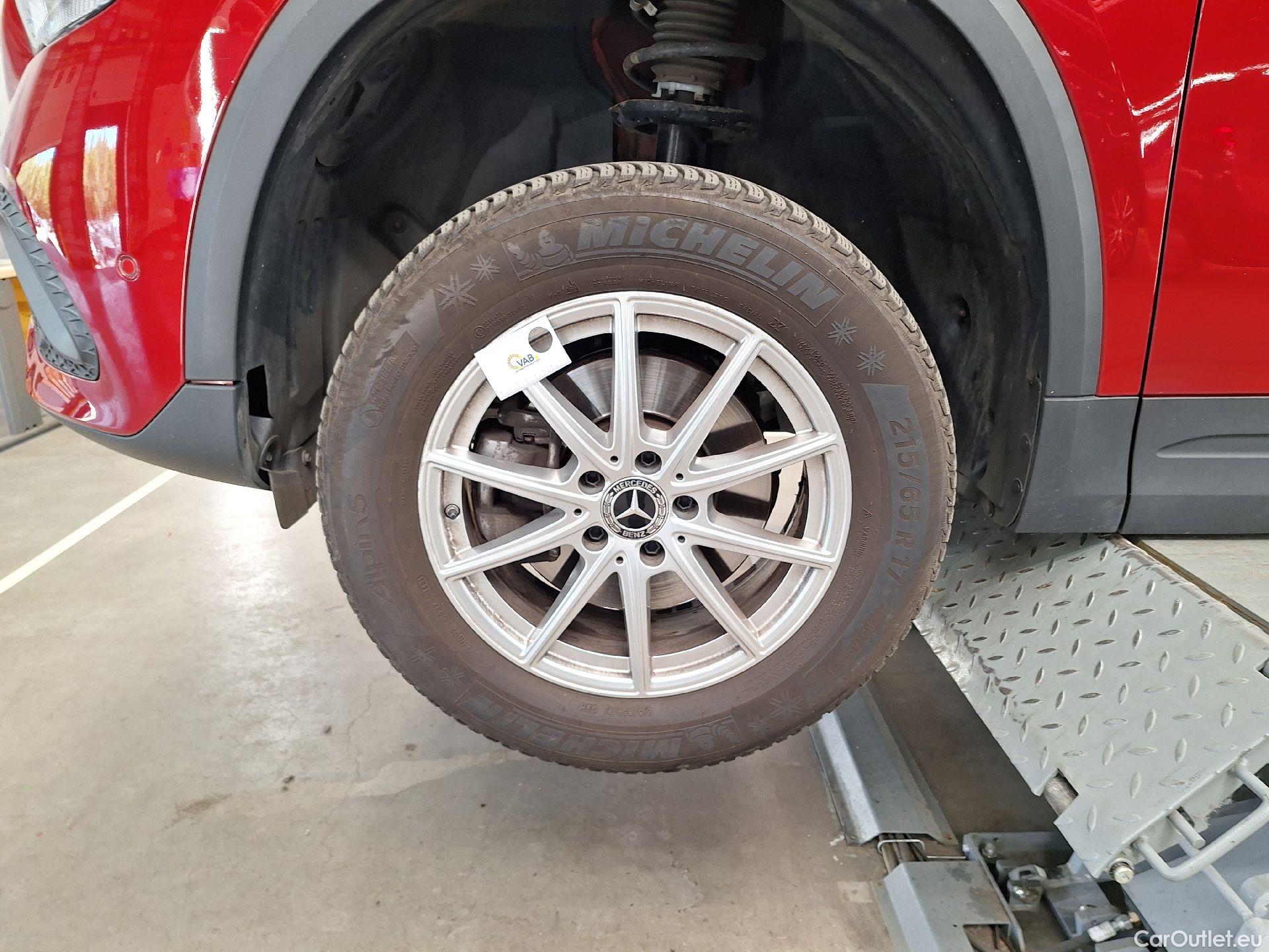  Mercedes  GLA Mercedes,  '20, Mercedes-Benz   200 d Business Solution 5d #25