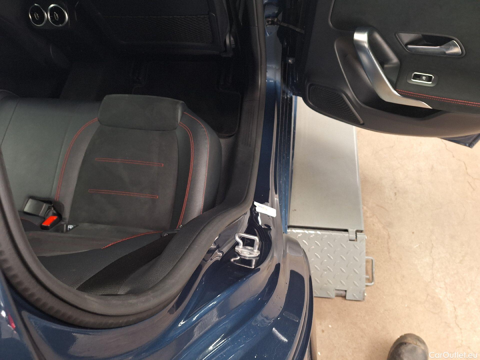  Mercedes  A-Klasse Mercedes, A-Class '18, Mercedes-Benz  A 250 e 5d #1