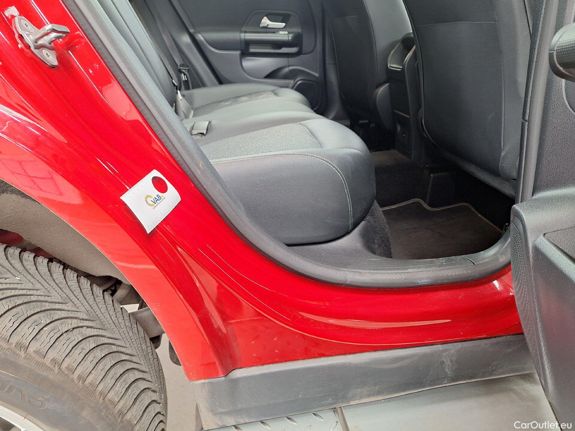 Mercedes  GLA Mercedes,  '20, Mercedes-Benz   200 d Business Solution 5d #54