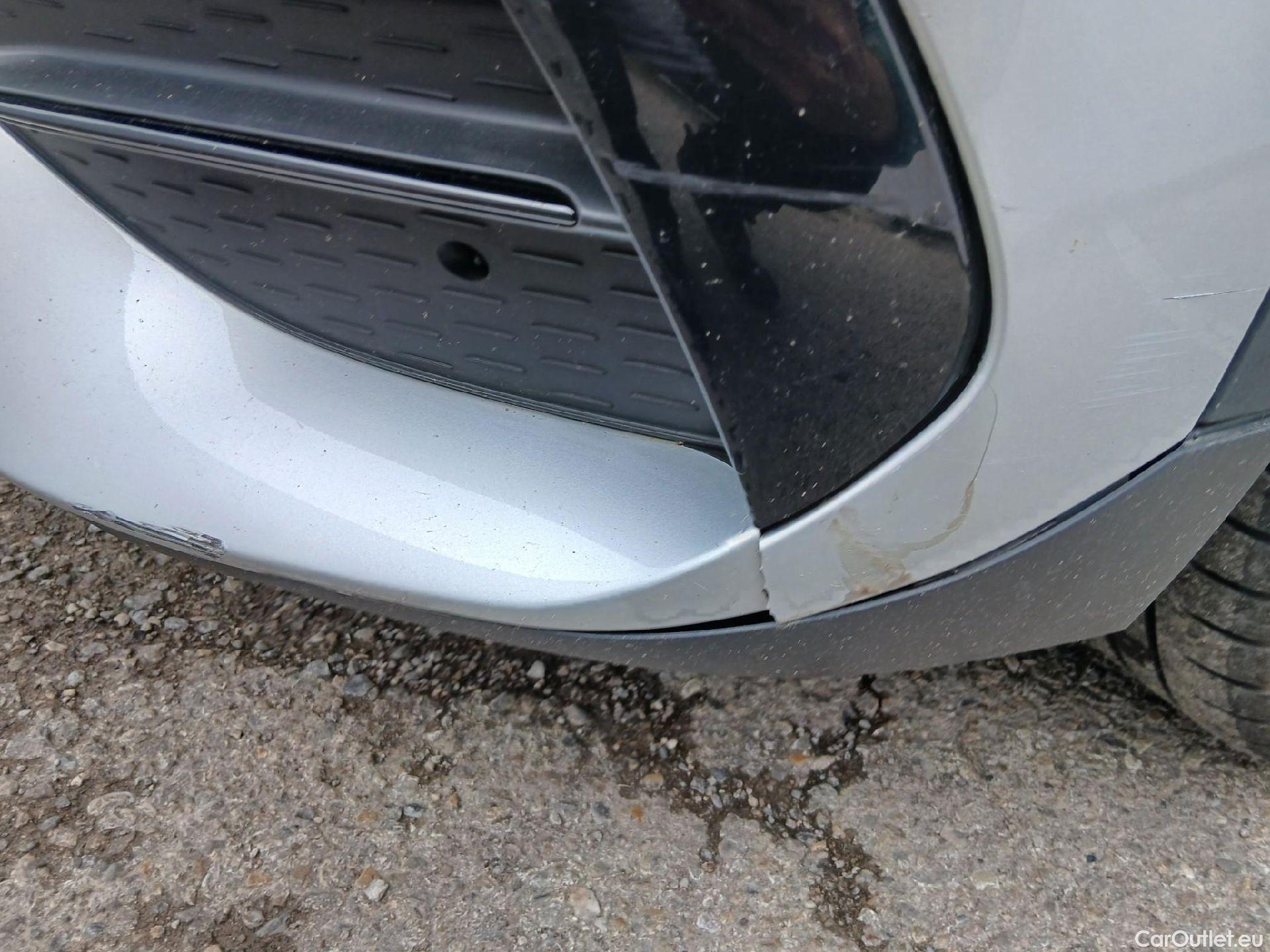  Mercedes  GLA MERCEDES-BENZ  / 2020 / 5P / todoterreno  250 e #2