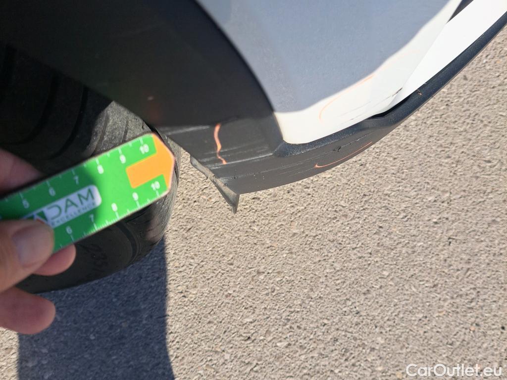  Volvo  XC 40 VOLVO XC40 / 2017 / 5P / todoterreno 1.5 T2 Momentum Pro Auto #17