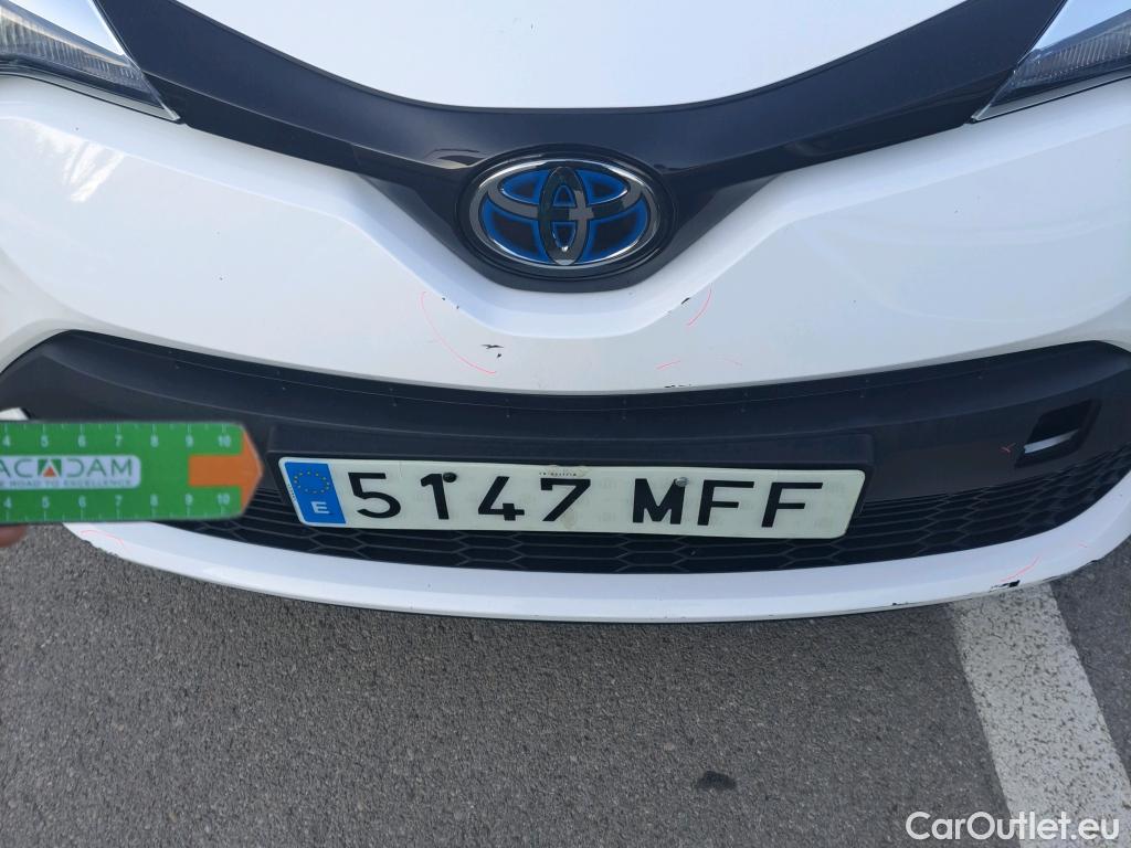  Toyota  C-HR TOYOTA  / 2019 / 5P / todoterreno 1.8 125H Active #19