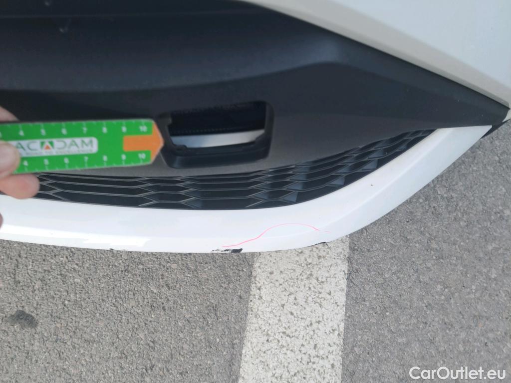  Toyota  C-HR TOYOTA  / 2019 / 5P / todoterreno 1.8 125H Active #15