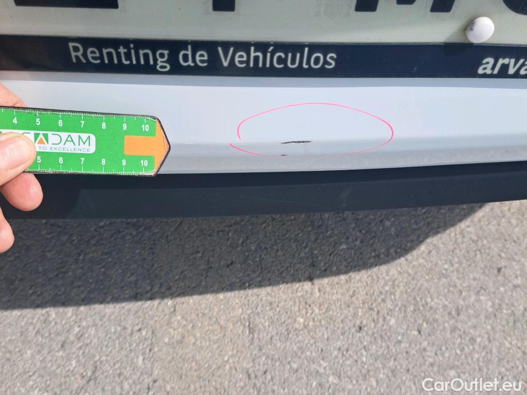  Renault  Clio RENAULT  / 2019 / 5P / berlina con portón Intens TCe 67 kW (91CV) #13