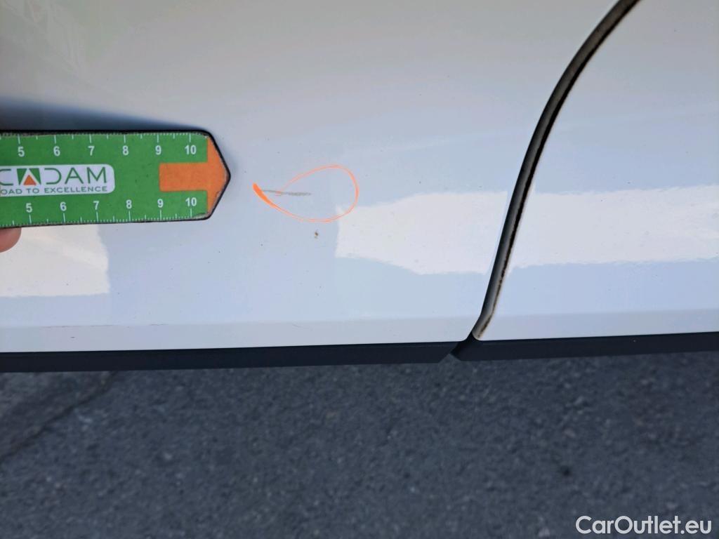  Volvo  XC 40 VOLVO XC40 / 2017 / 5P / todoterreno 1.5 T2 Momentum Pro Auto #22