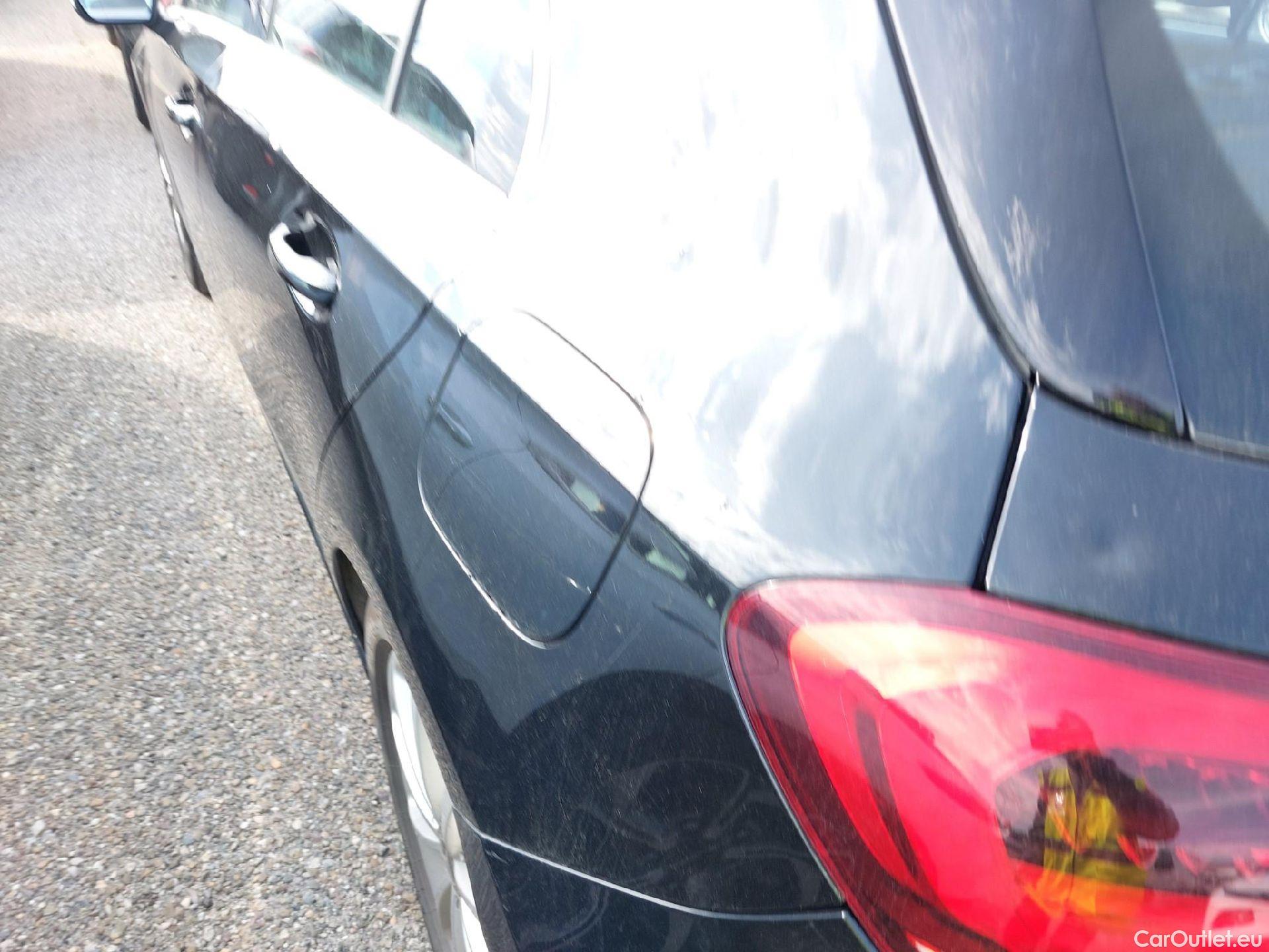  Mercedes  A-Klasse MERCEDES-BENZ Clase A 180 d 115 CV #18