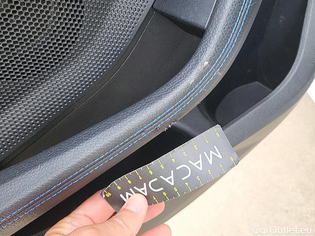  Bmw  Serie 1 BMW  / 2019 / 5P / berlina con portón 116d #14