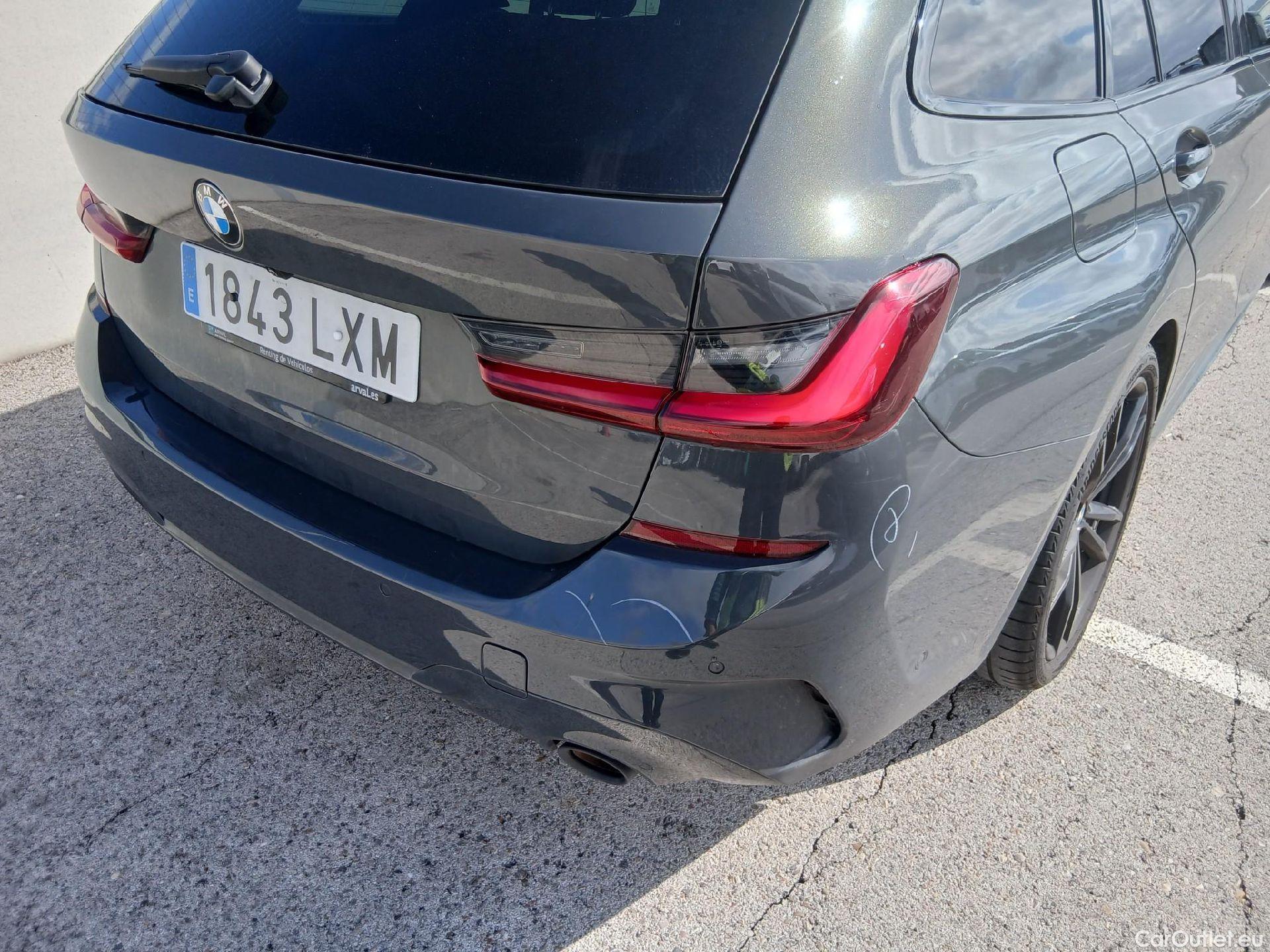  Bmw  Serie 3 BMW  / 2019 / 5P / familiar 320i Auto. Touring #25
