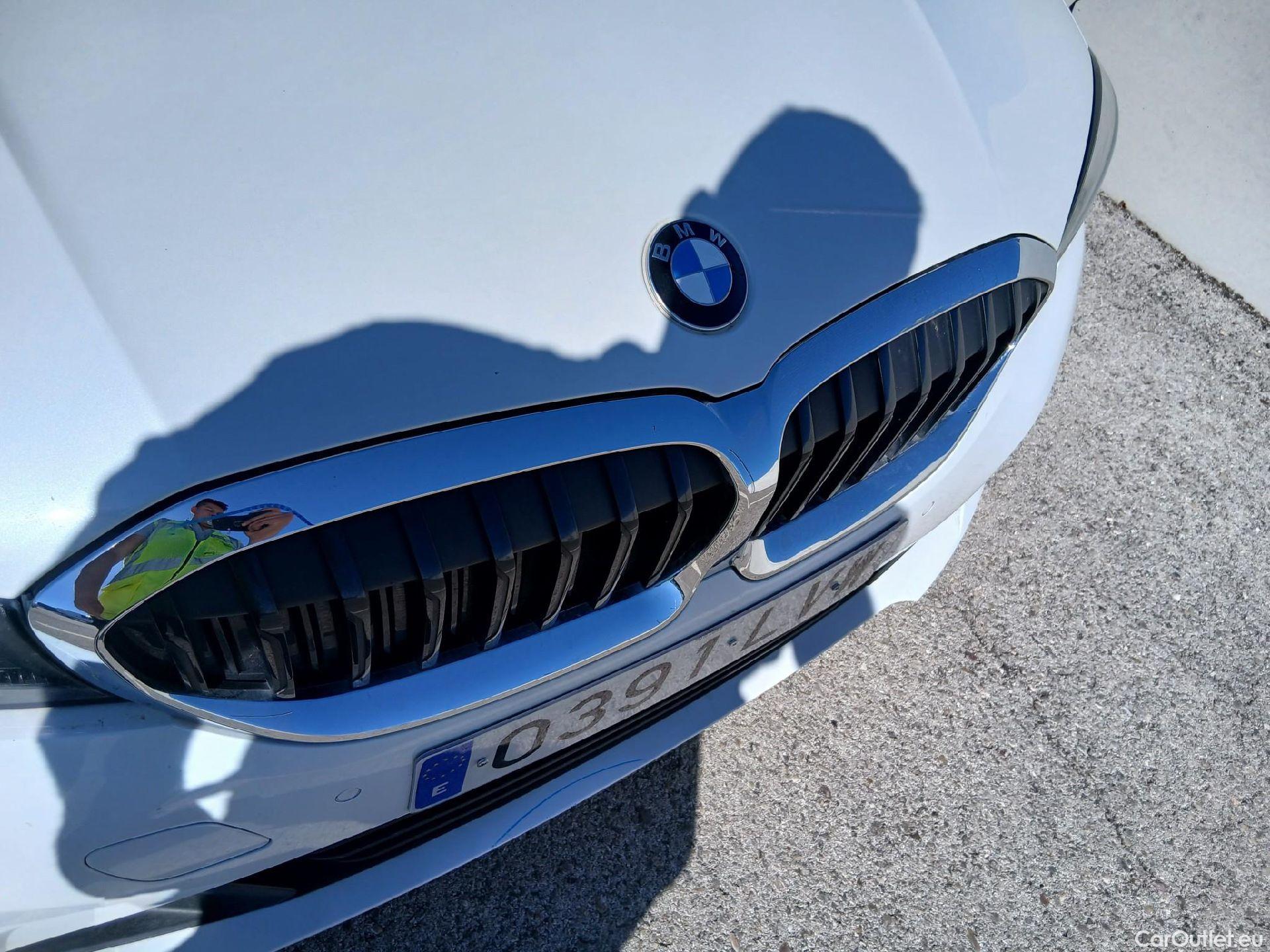  Bmw  Serie 3 BMW   sedán 318d Auto. 150 CV #7