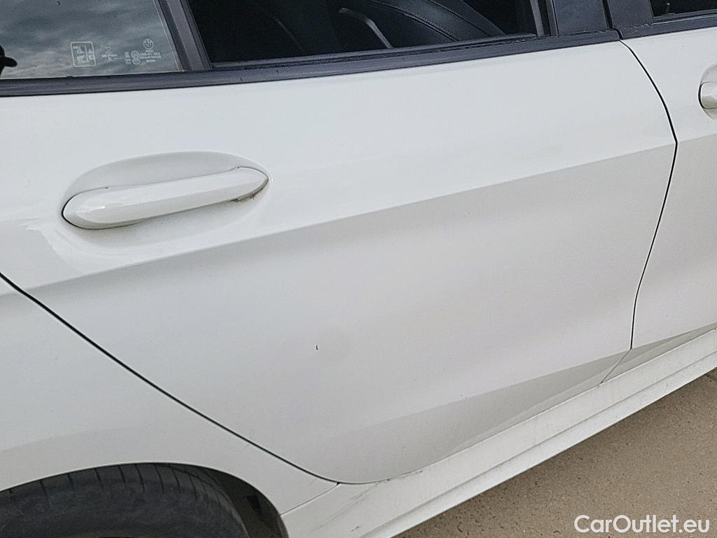  Bmw  Serie 1 BMW  / 2019 / 5P / berlina con portón 116d #27