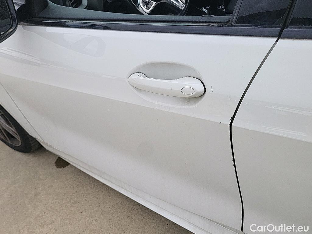  Bmw  Serie 1 BMW  / 2019 / 5P / berlina con portón 116d #3