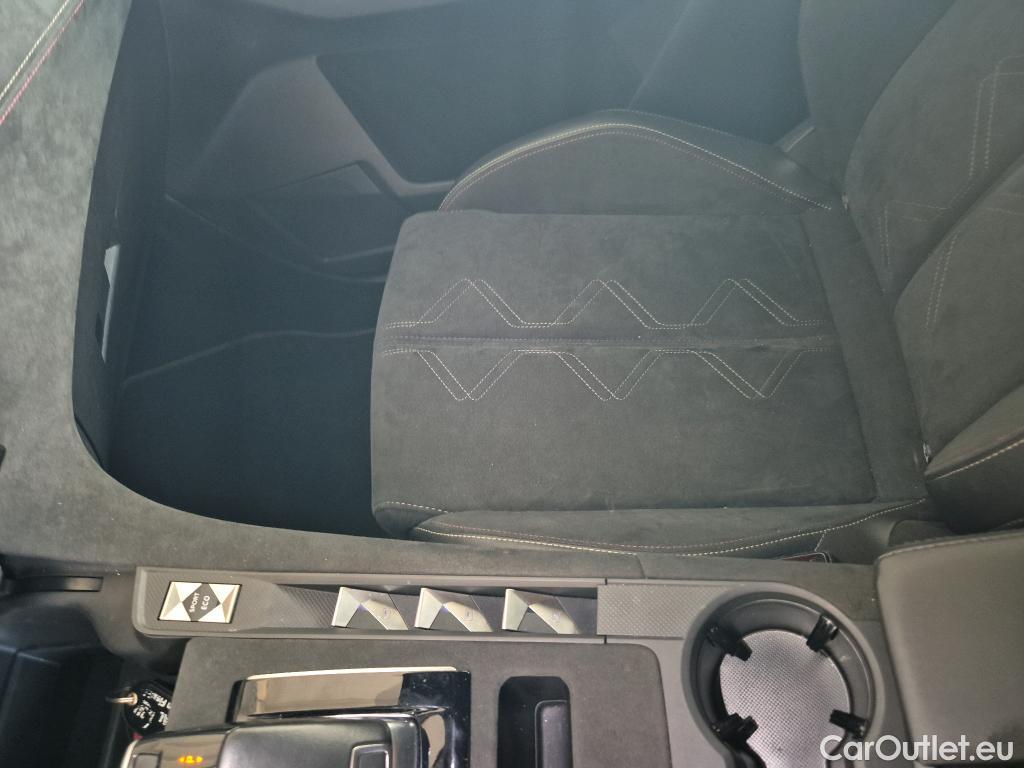  DS  DS7 DS DS 7 Crossback / 2017 / 5P / todoterreno BlueHDi DE 96kW (130CV) AT. PERF.LINE #4