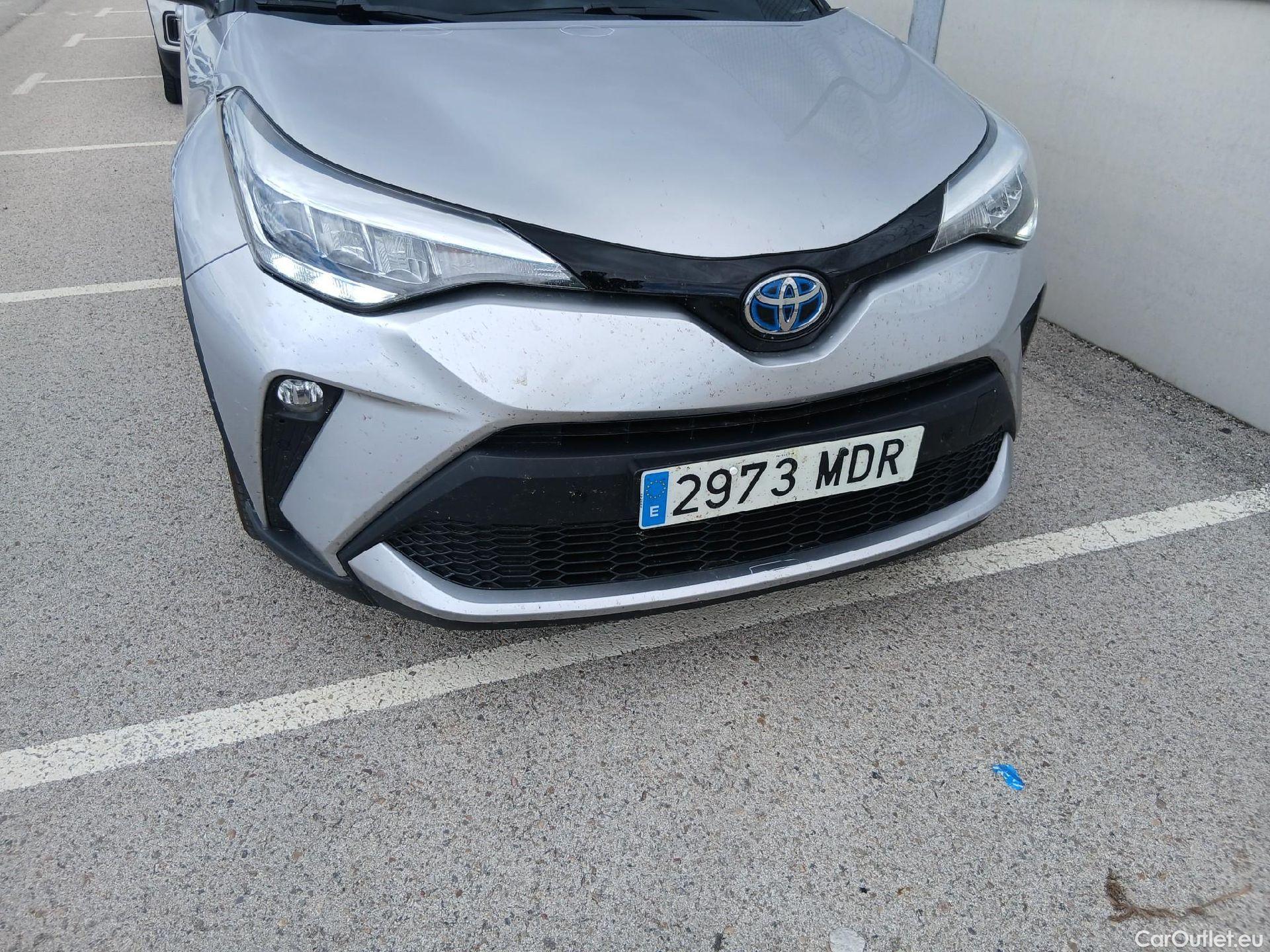  Toyota  C-HR TOYOTA  / 2019 / 5P / todoterreno 1.8 125H Advance #10