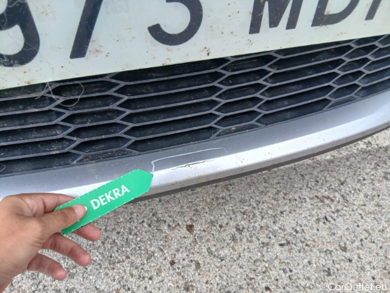  Toyota  C-HR TOYOTA  / 2019 / 5P / todoterreno 1.8 125H Advance #9