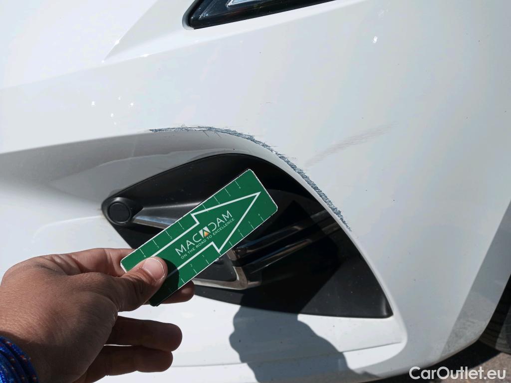  Renault  Clio RENAULT  / 2019 / 5P / berlina con portón Intens TCe 67 kW (91CV) (AC) #9