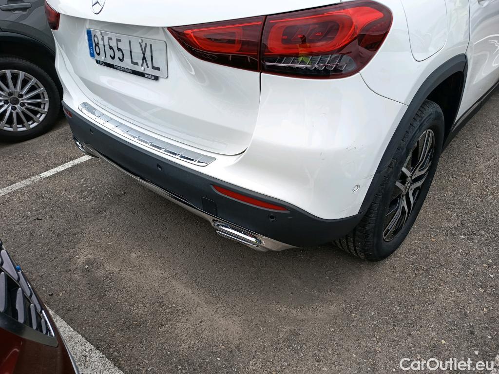  Mercedes  GLA MERCEDES-BENZ  / 2020 / 5P / todoterreno  250 e #28