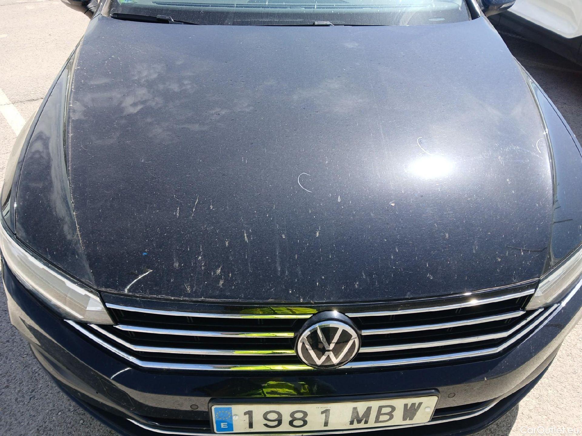  Volkswagen  Passat VOLKSWAGEN  / 2019 / 5P / familiar Variant Executive 2.0 TDI 110kW DSG #10