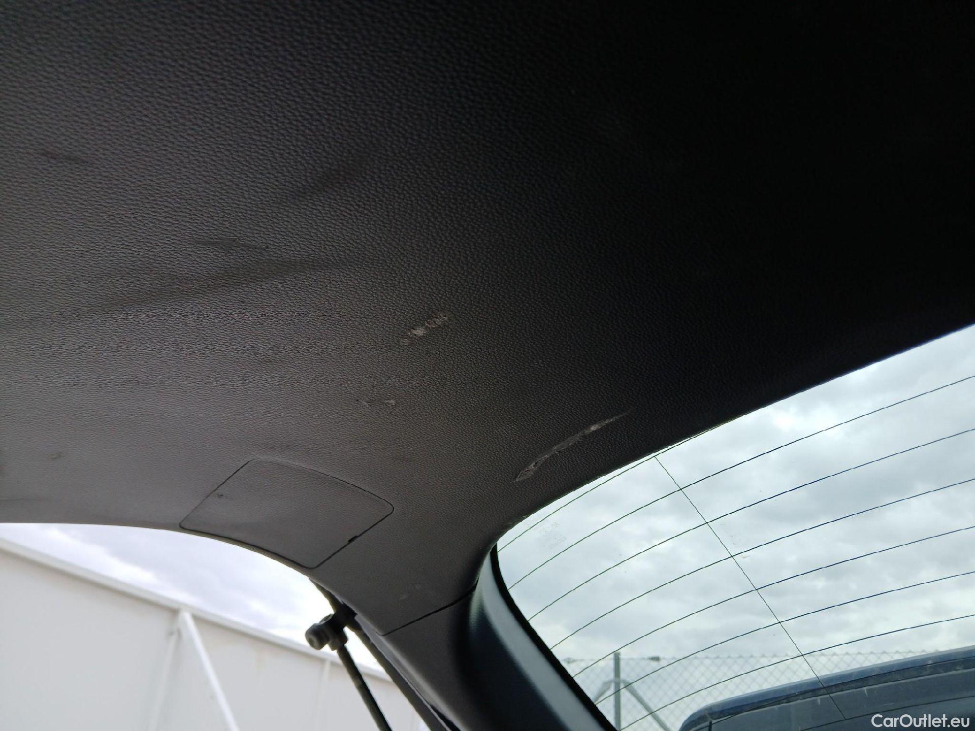 Toyota  RAV4 TOYOTA  / 2018 / 5P / todoterreno 2.5l 220H Business #23
