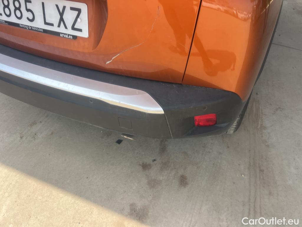  Peugeot  2008 PEUGEOT  / 2019 / 5P / todoterreno Active BlueHDI 81kW (110CV) #24