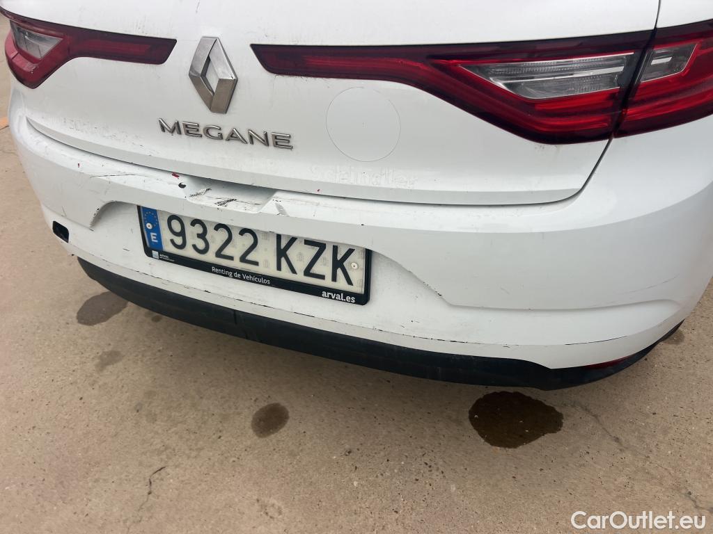  Renault  Megane RENAULT Mégane / 2015 / 5P / berlina con portón Life Blue dCi 70kW (95CV) #28