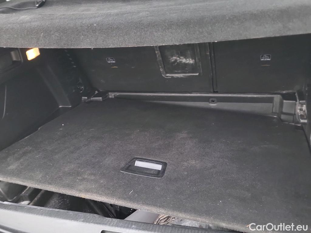  Peugeot  3008 PEUGEOT  / 2020 / 5P / todoterreno 1.5 BlueHDi 96kW (130CV) S&S Active Pack #36