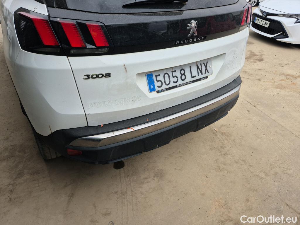  Peugeot  3008 PEUGEOT  / 2020 / 5P / todoterreno 1.5 BlueHDi 96kW (130CV) S&S Allure #1