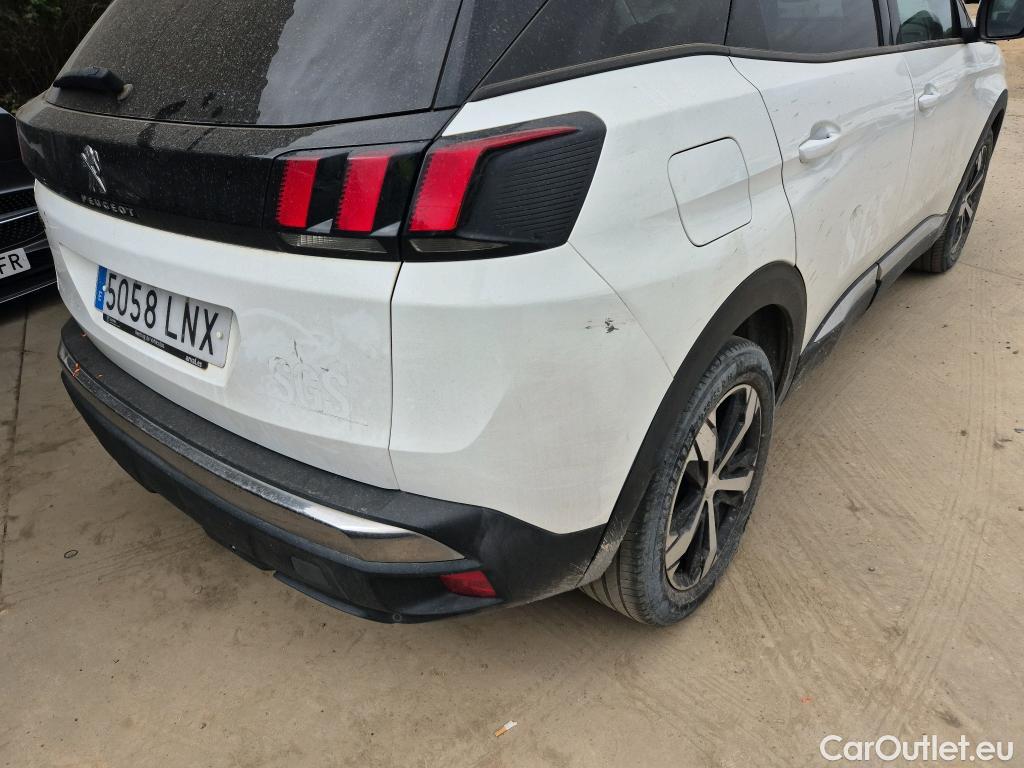  Peugeot  3008 PEUGEOT  / 2020 / 5P / todoterreno 1.5 BlueHDi 96kW (130CV) S&S Allure #30
