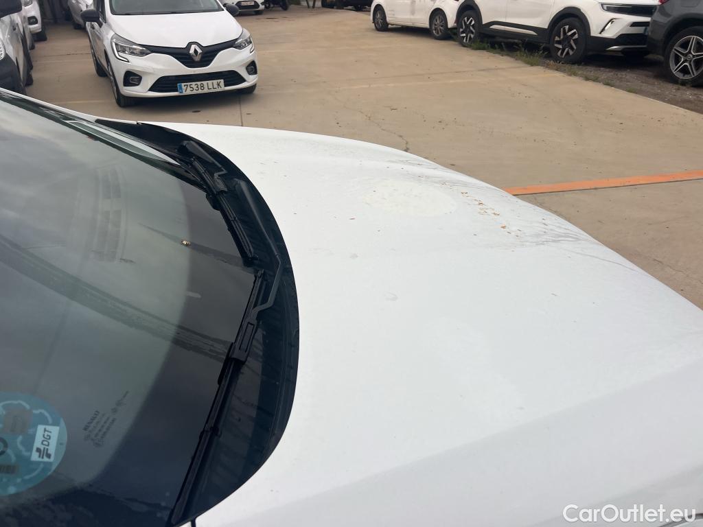  Renault  Megane RENAULT Mégane / 2015 / 5P / berlina con portón Life Blue dCi 70kW (95CV) #14