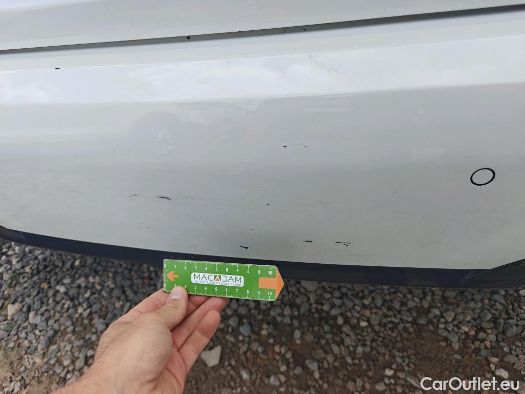  Bmw  Serie 3 BMW  / 2018 / 4P / sedán 318d Auto. #10