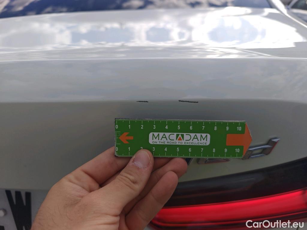  Bmw  Serie 3 BMW  / 2018 / 4P / sedán 318d Auto. #39