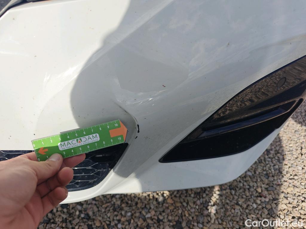  Bmw  Serie 3 BMW  / 2018 / 4P / sedán 318d Auto. #21
