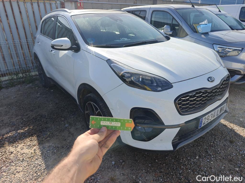  KIA  Sportage KIA  / 2018 / 5P / todoterreno 1.6 MHEV GT Line Essential 136CV DCT 4X2 #93