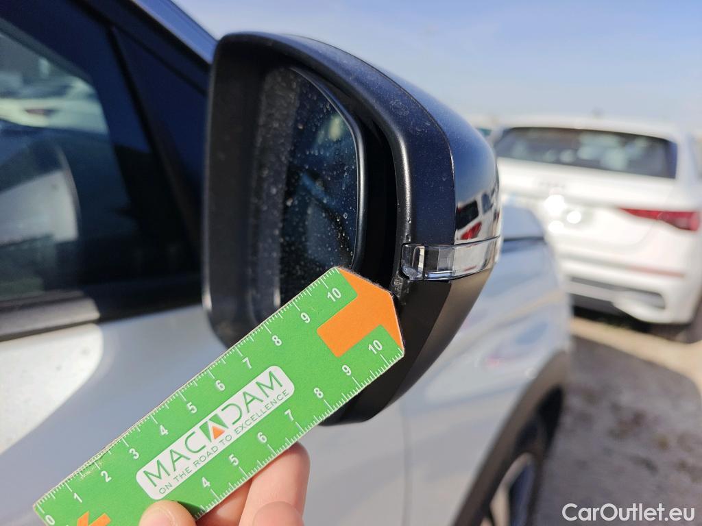  Peugeot  3008 PEUGEOT  / 2020 / 5P / todoterreno 1.5 BlueHDi 96kW (130CV) S&S Allure Pack #16